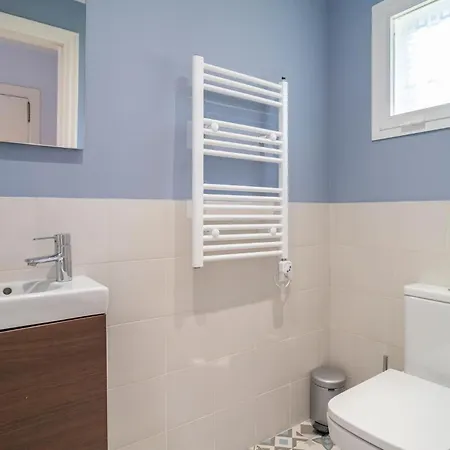 3 Bedroom Gorgeous In エステポナ